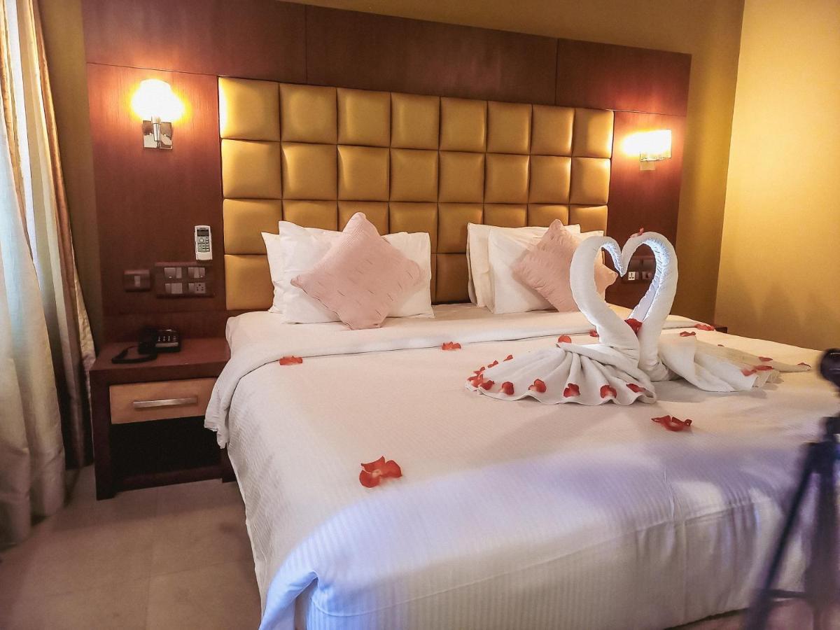 וואיאנאד The Wave Lakeview Resort & Spa מראה חיצוני תמונה